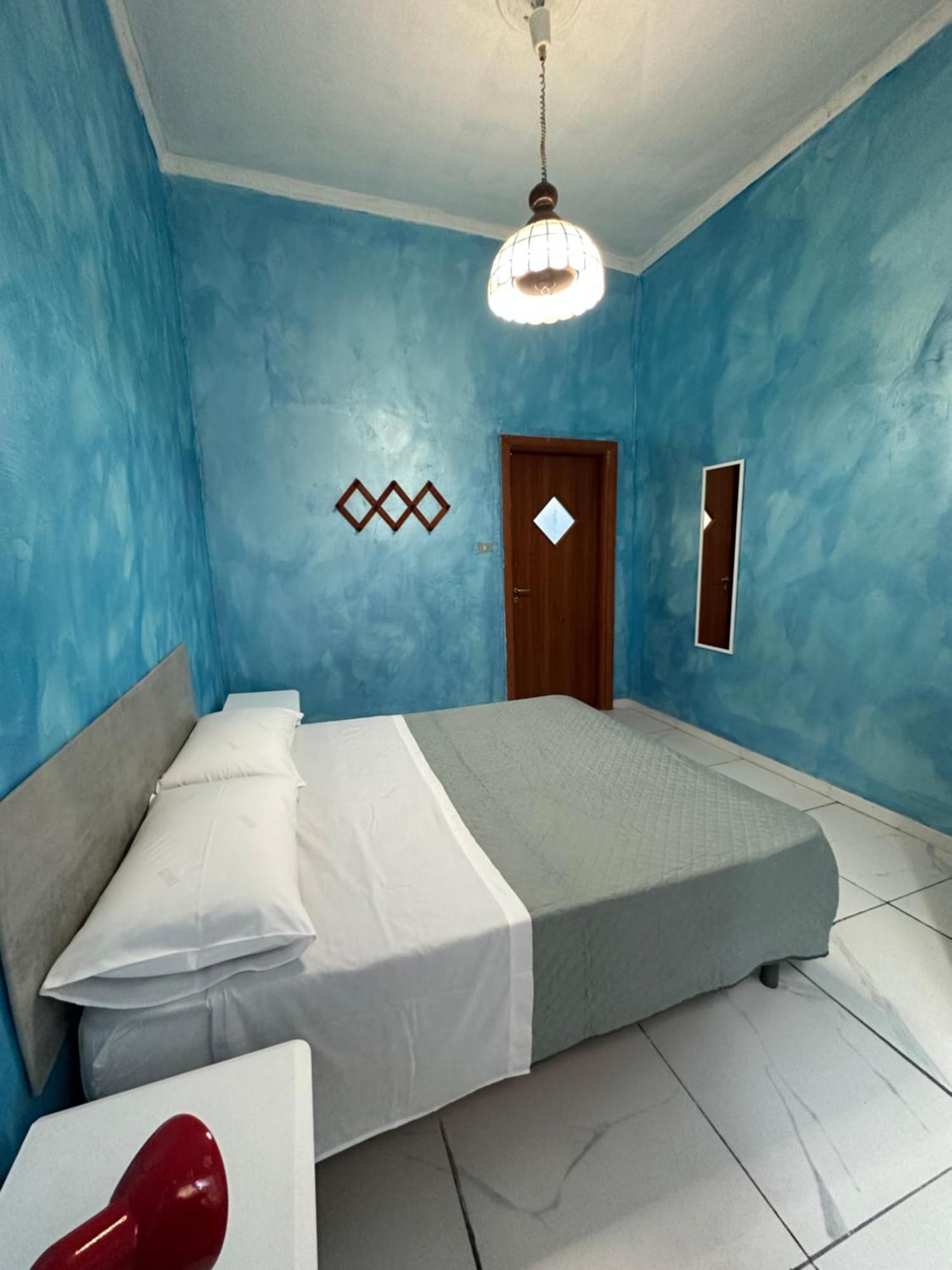 Holiday House Clara&Vincenzo Naples Luaran gambar
